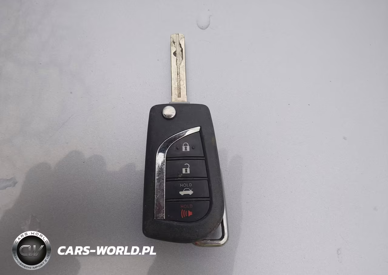 2018 Toyota Camry Le VIN:4T1B11HK5JU072092 - 11