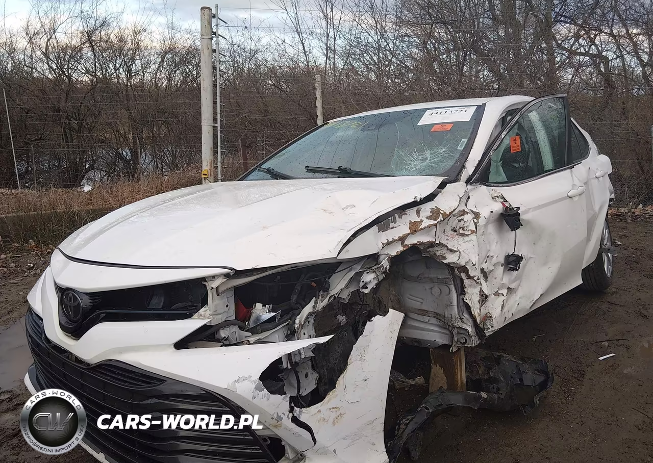 2018 Toyota Camry Le VIN:4T1B11HK5JU072092 - 6