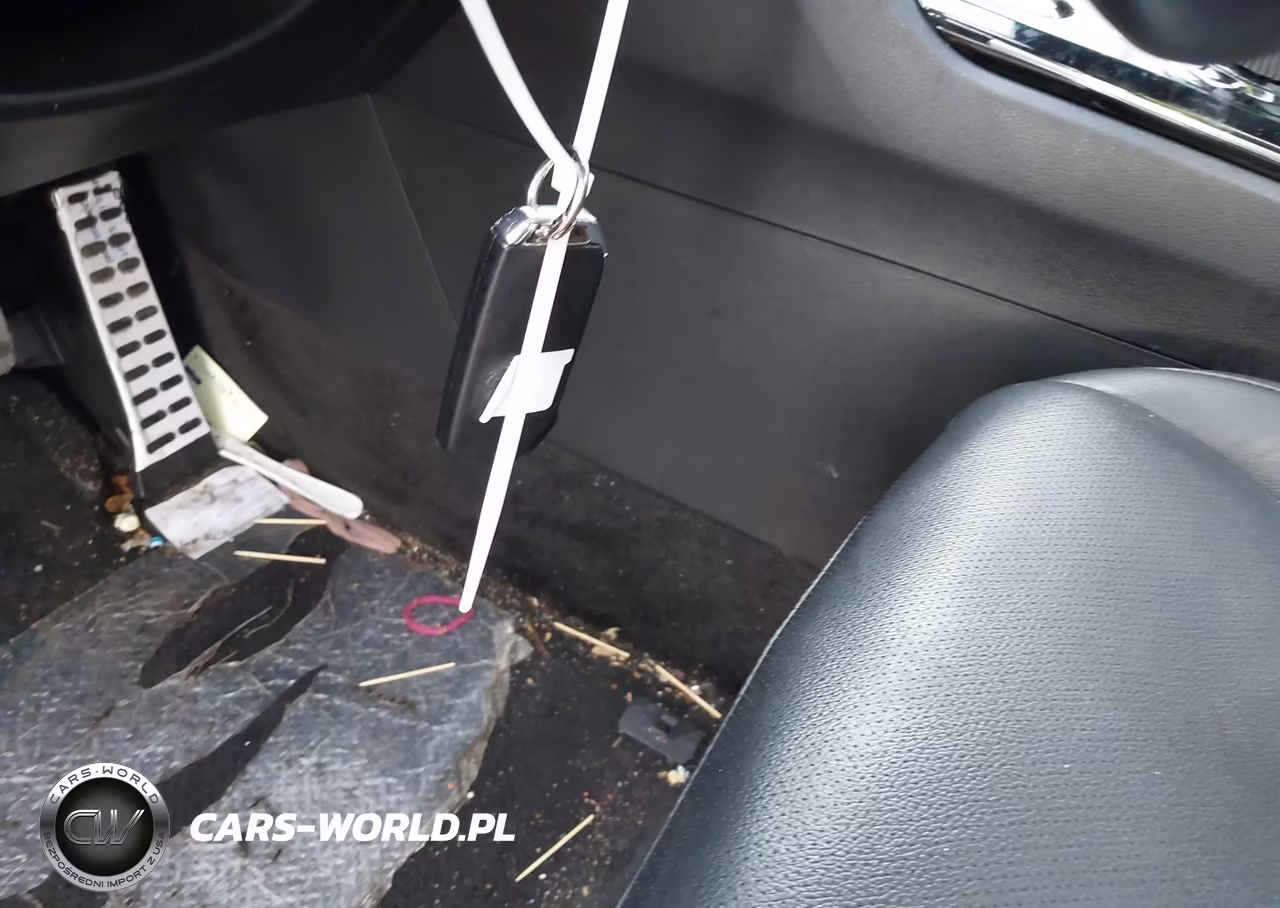 2025 Kia Sportage Plug-In Hybrid X-Line Prestige VIN:KNDPZDDH3S7204295 - 11