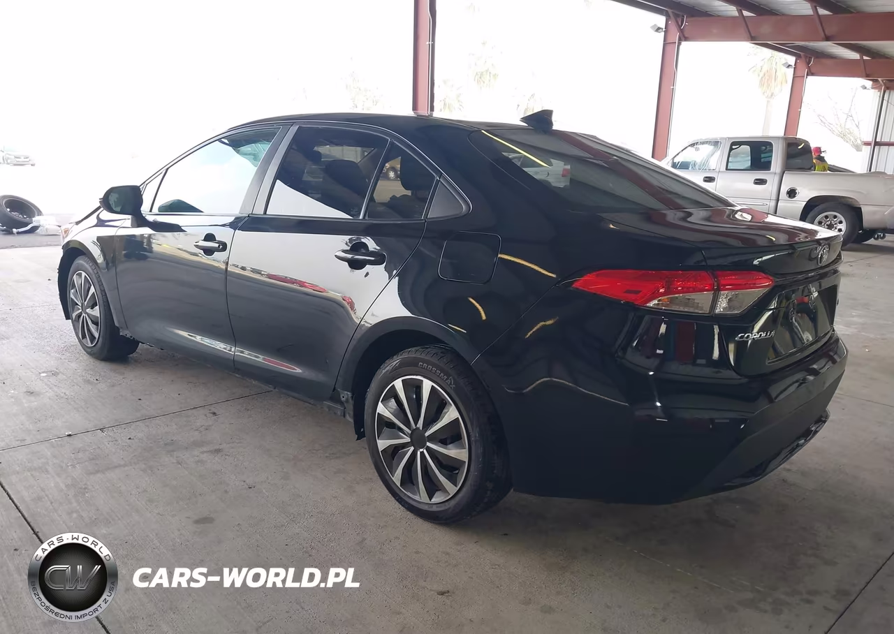 2021 Toyota Corolla Le VIN:5YFEPMAE6MP176596 - 3
