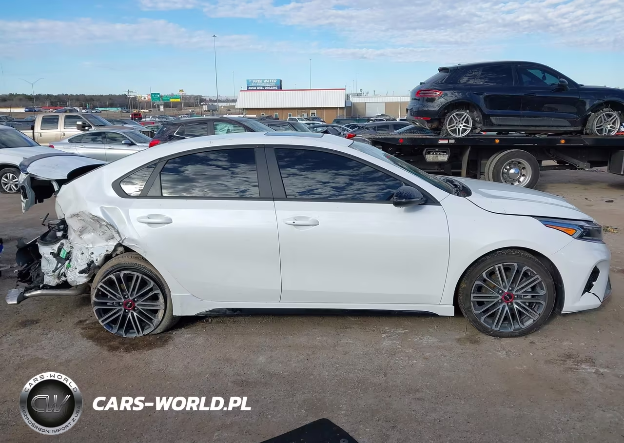 2024 Kia Forte Gt VIN:3KPF44AC7RE693636 - 13