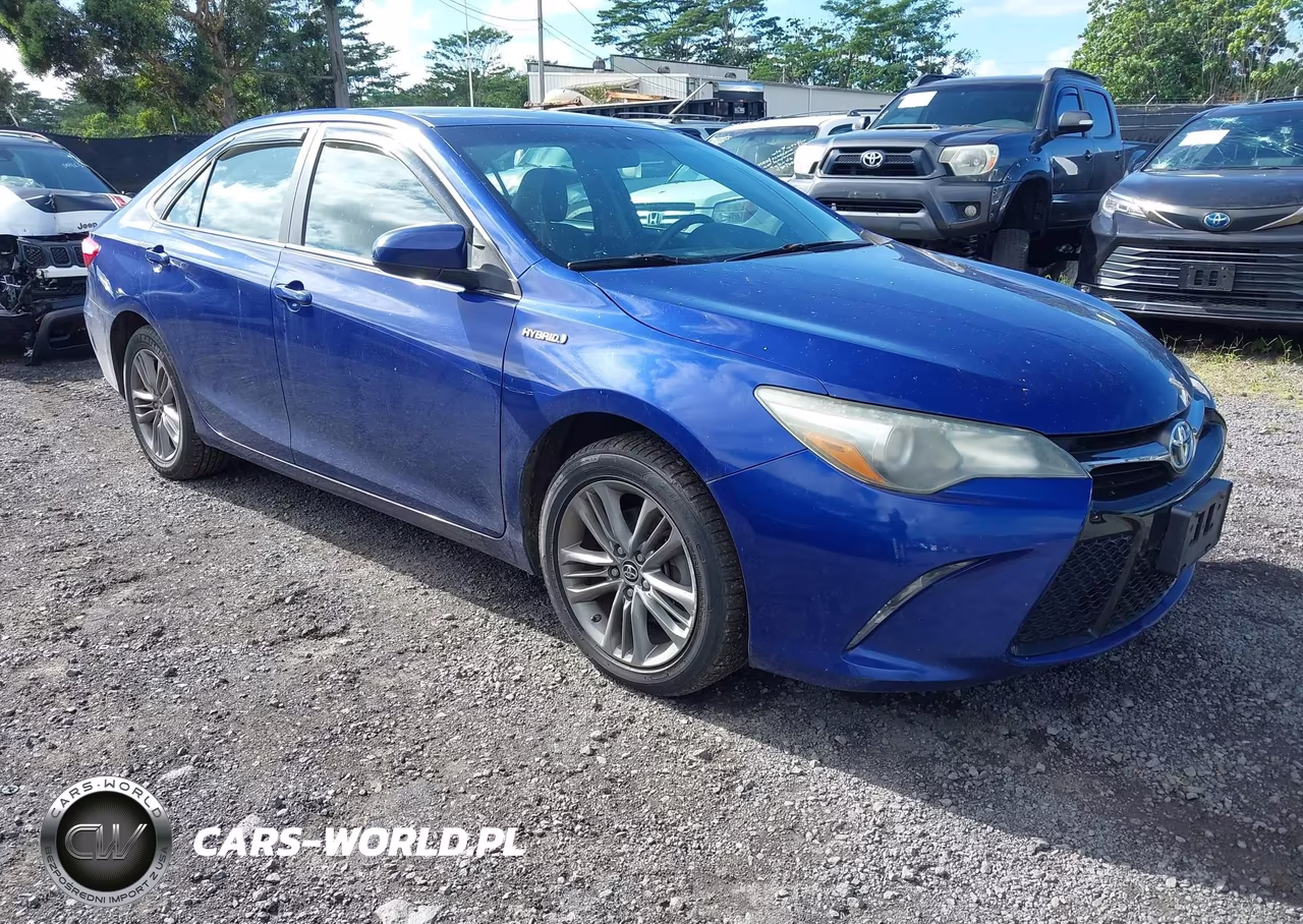 2015 Toyota Camry Hybrid Se