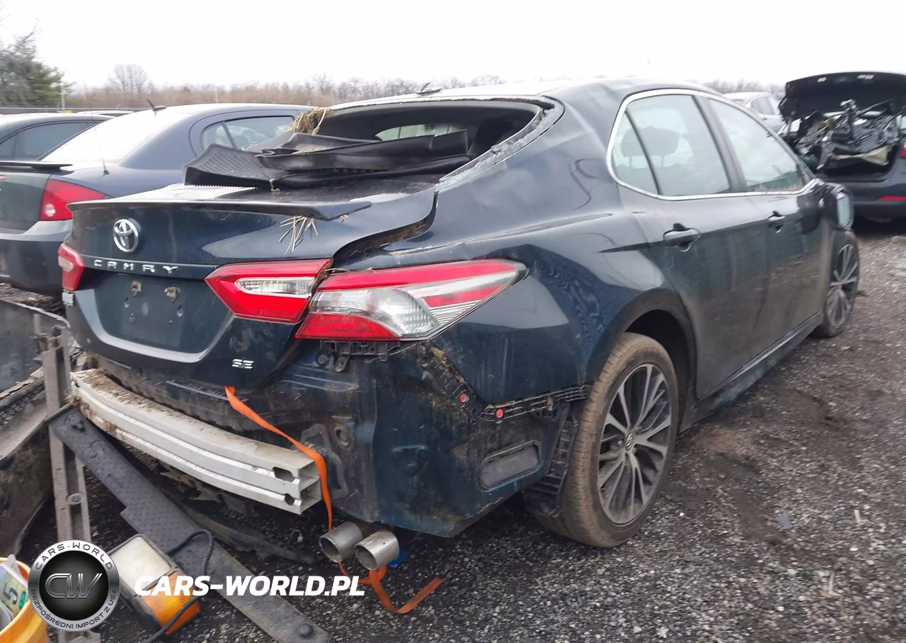 2019 Toyota Camry Se VIN:4T1B11HK3KU803281 - 4
