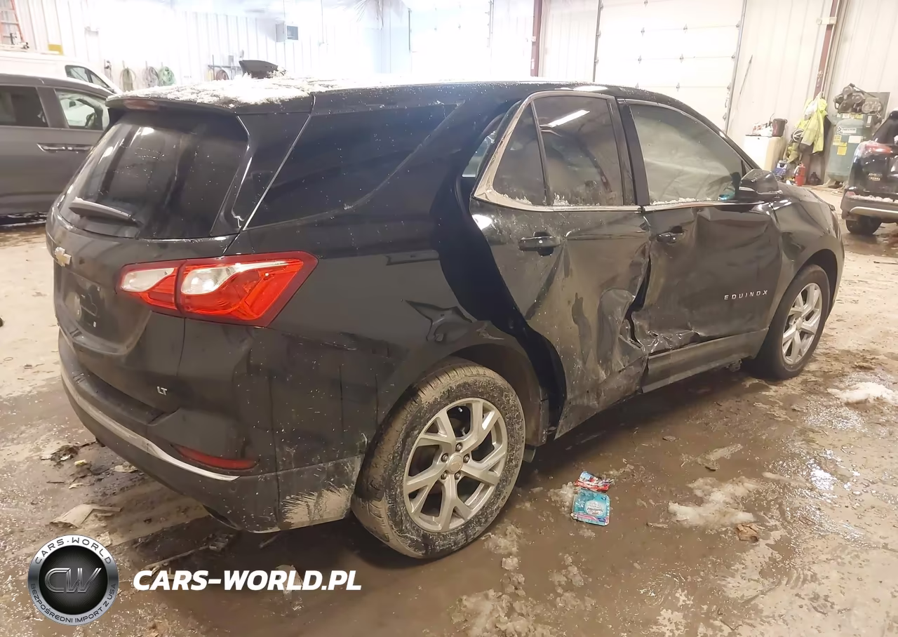 2018 Chevrolet Equinox Lt VIN:2GNAXKEX3J6157040 - 4