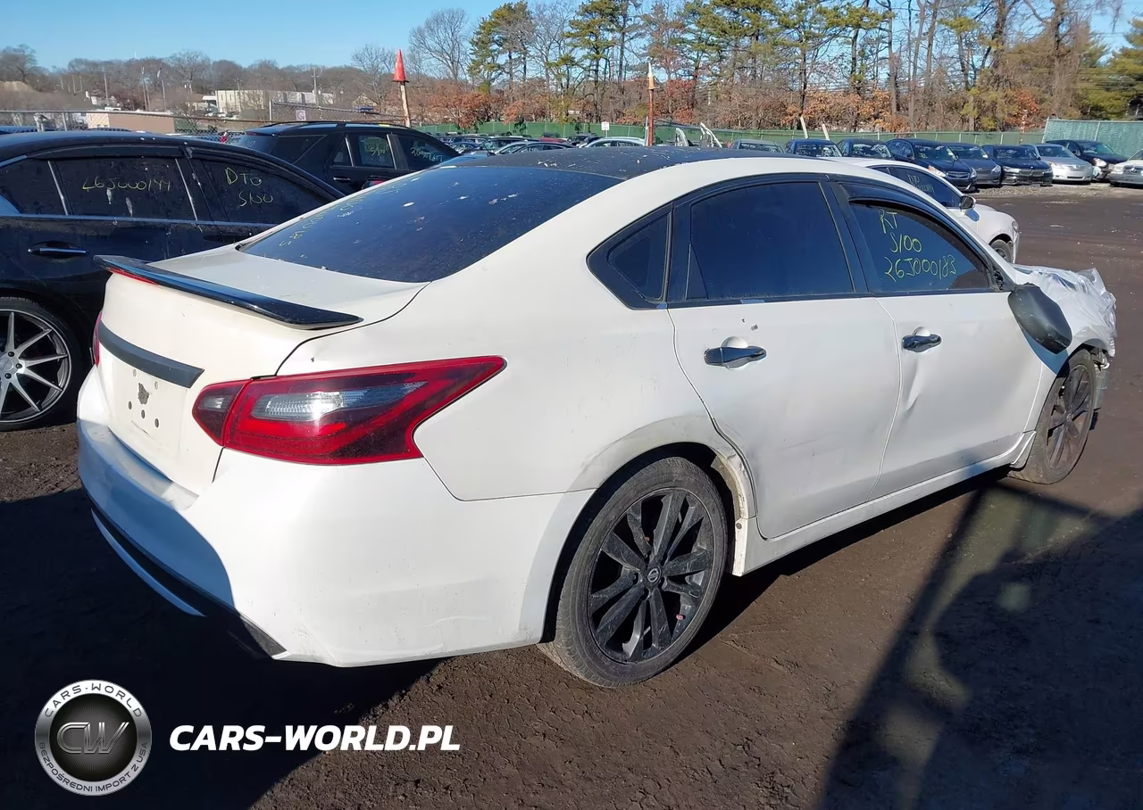 2017 Nissan Altima 2.5 Sr VIN:1N4AL3AP4HC474011 - 4