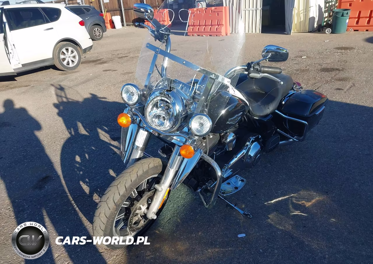 2015 Harley-Davidson Flhr Road King VIN:1HD1FBM15FB640086 - 2