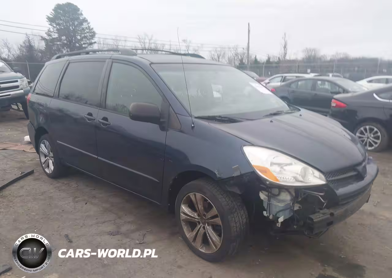 2004 Toyota Sienna Ce-Le