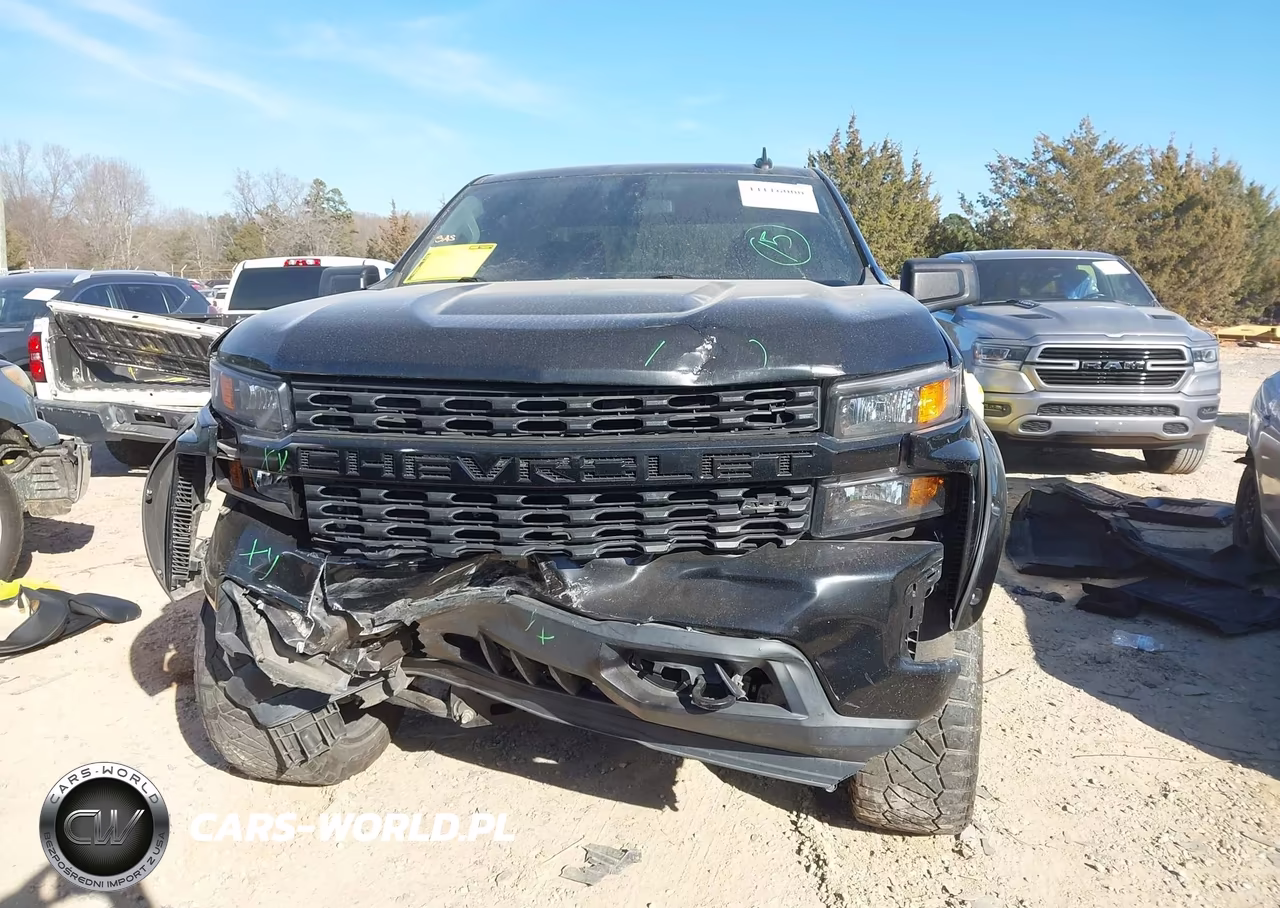 2019 Chevrolet Silverado 1500 Custom VIN:1GCRWBEH5KZ402126 - 13