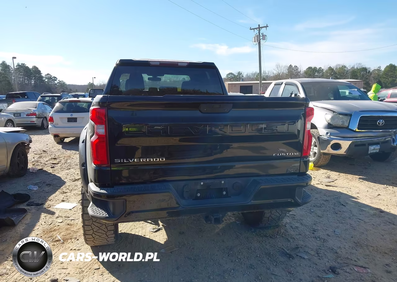 2019 Chevrolet Silverado 1500 Custom VIN:1GCRWBEH5KZ402126 - 17