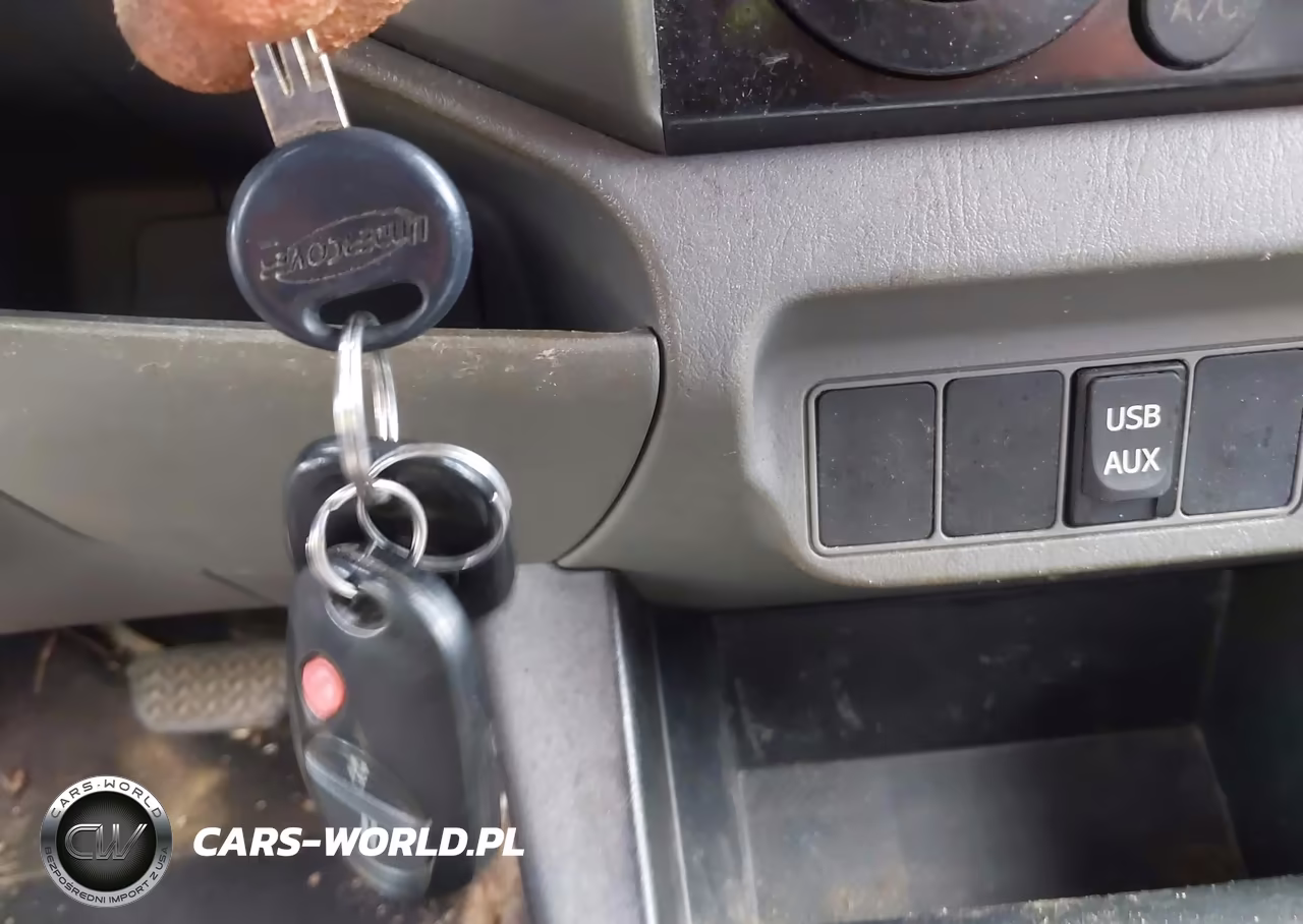 2005 Toyota Tacoma Base V6 VIN:5TELU42NX5Z023276 - 11