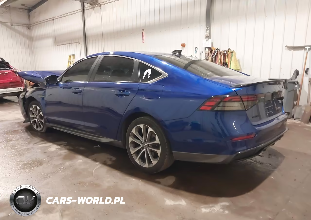 2023 Honda Accord Hybrid Sport VIN:1HGCY2F57PA000605 - 3