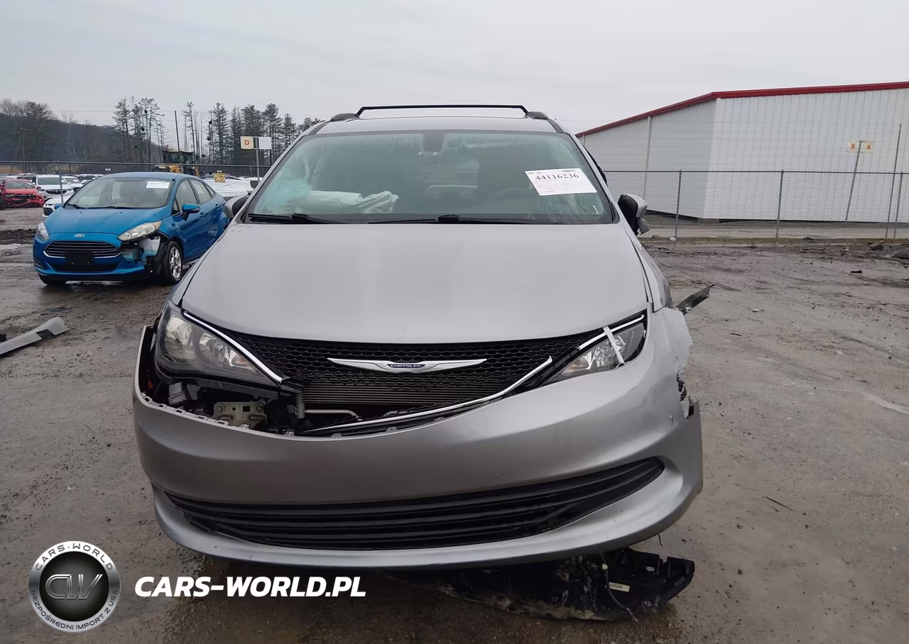 2020 Chrysler Voyager Lxi VIN:2C4RC1DG3LR286139 - 13