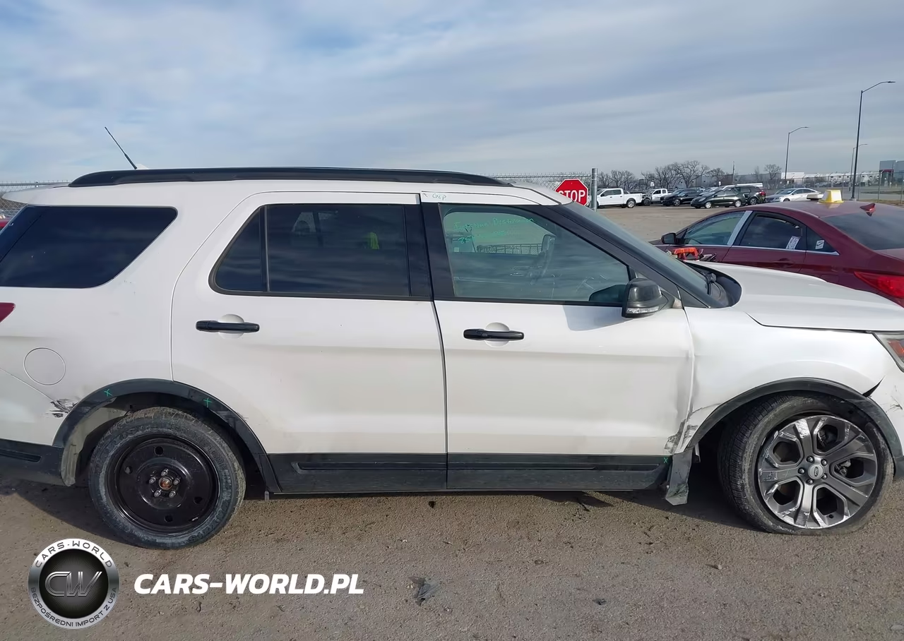 2018 Ford Explorer Sport VIN:1FM5K8GT4JGC85224 - 13