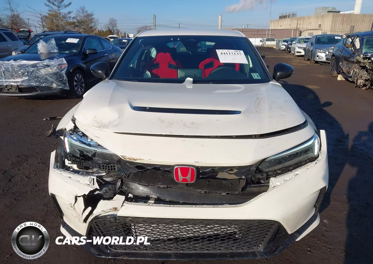2025 Honda Civic Type R VIN:JHMFL5G46SX001850 - 12