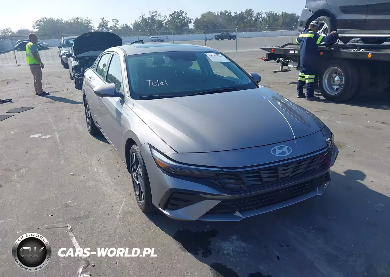 2025 Hyundai Elantra Sel Convenience