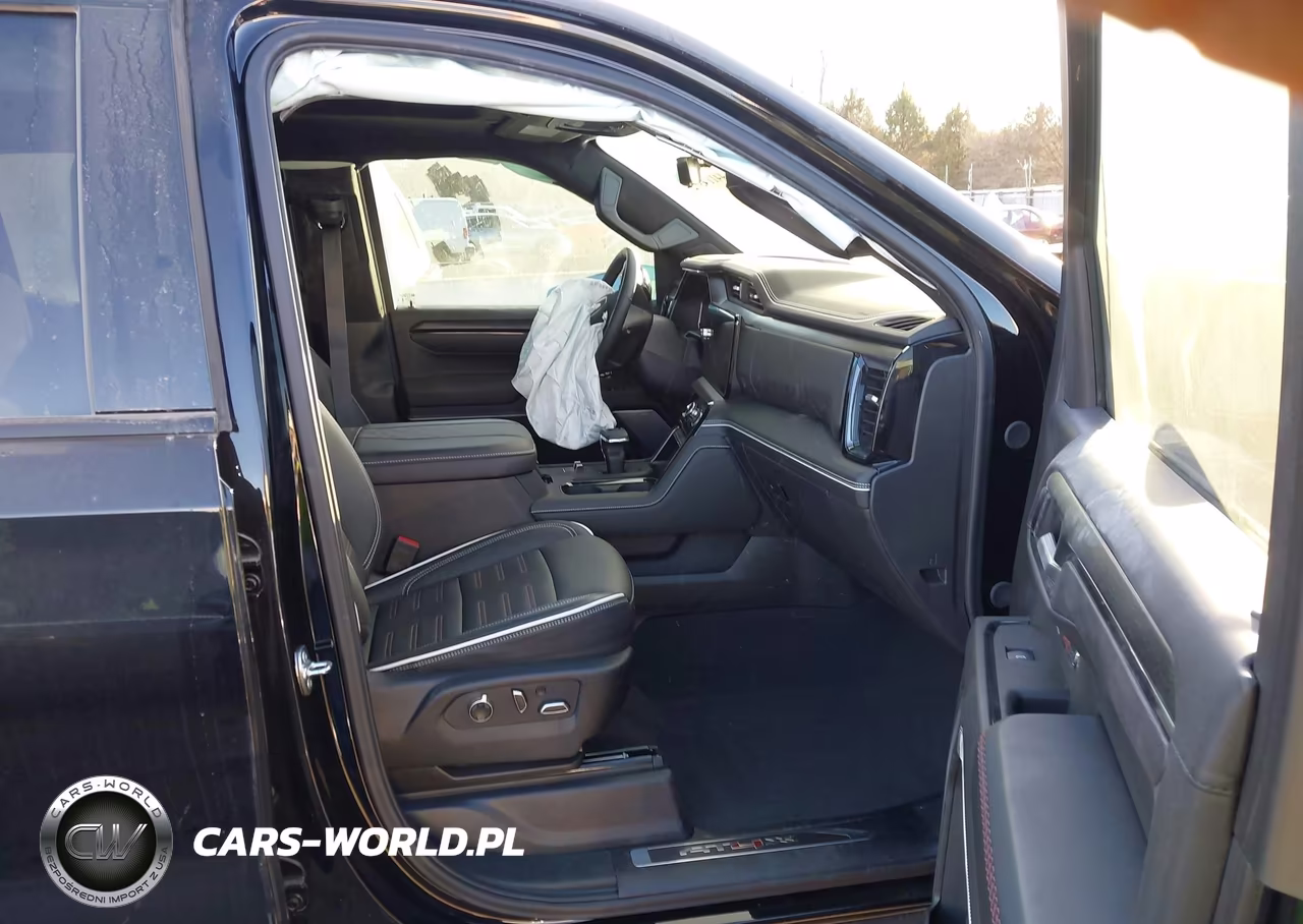 2025 GMC Sierra 1500 VIN:3GTUUFEL0SG343918 - 5