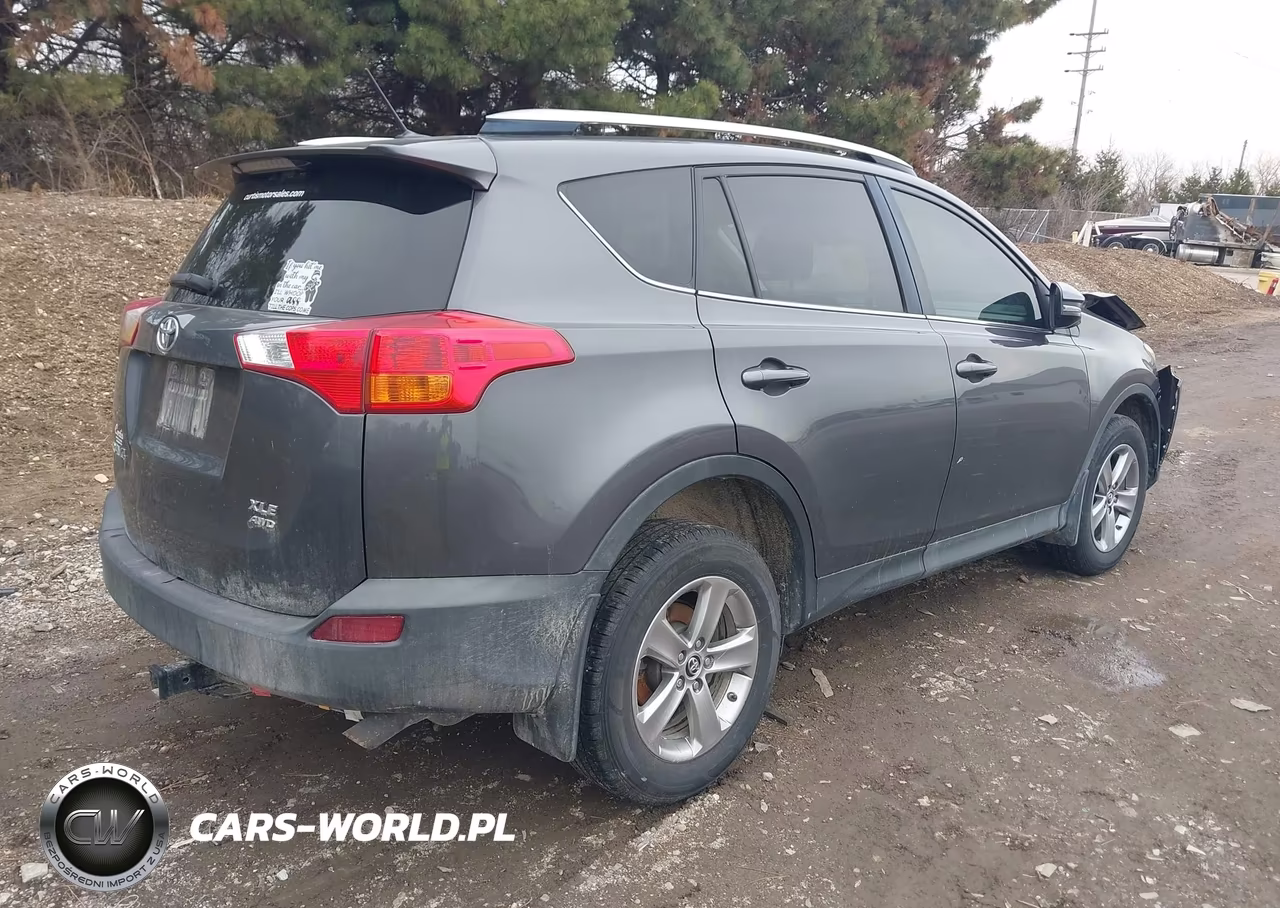 2015 Toyota Rav4 Xle VIN:2T3RFREV3FW259391 - 4