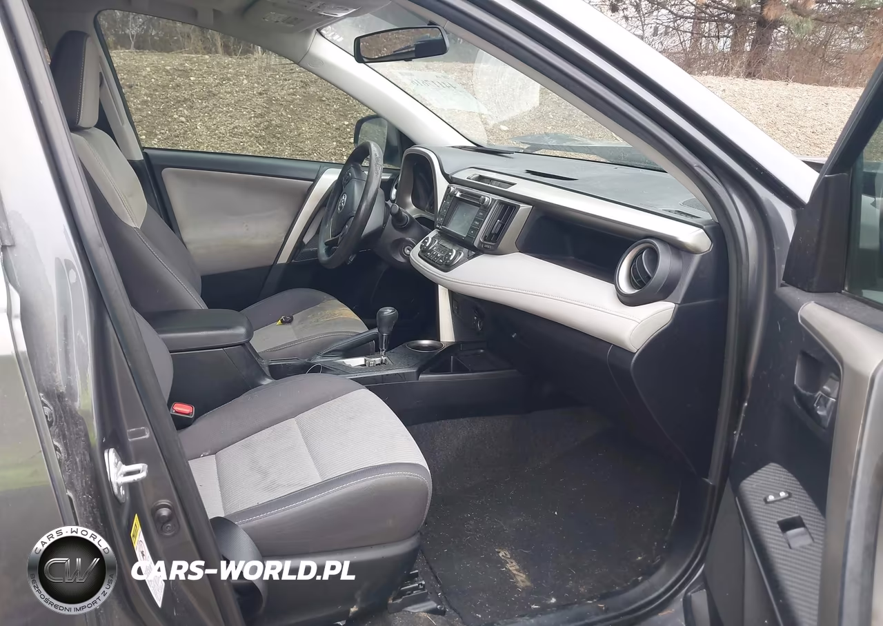 2015 Toyota Rav4 Xle VIN:2T3RFREV3FW259391 - 5