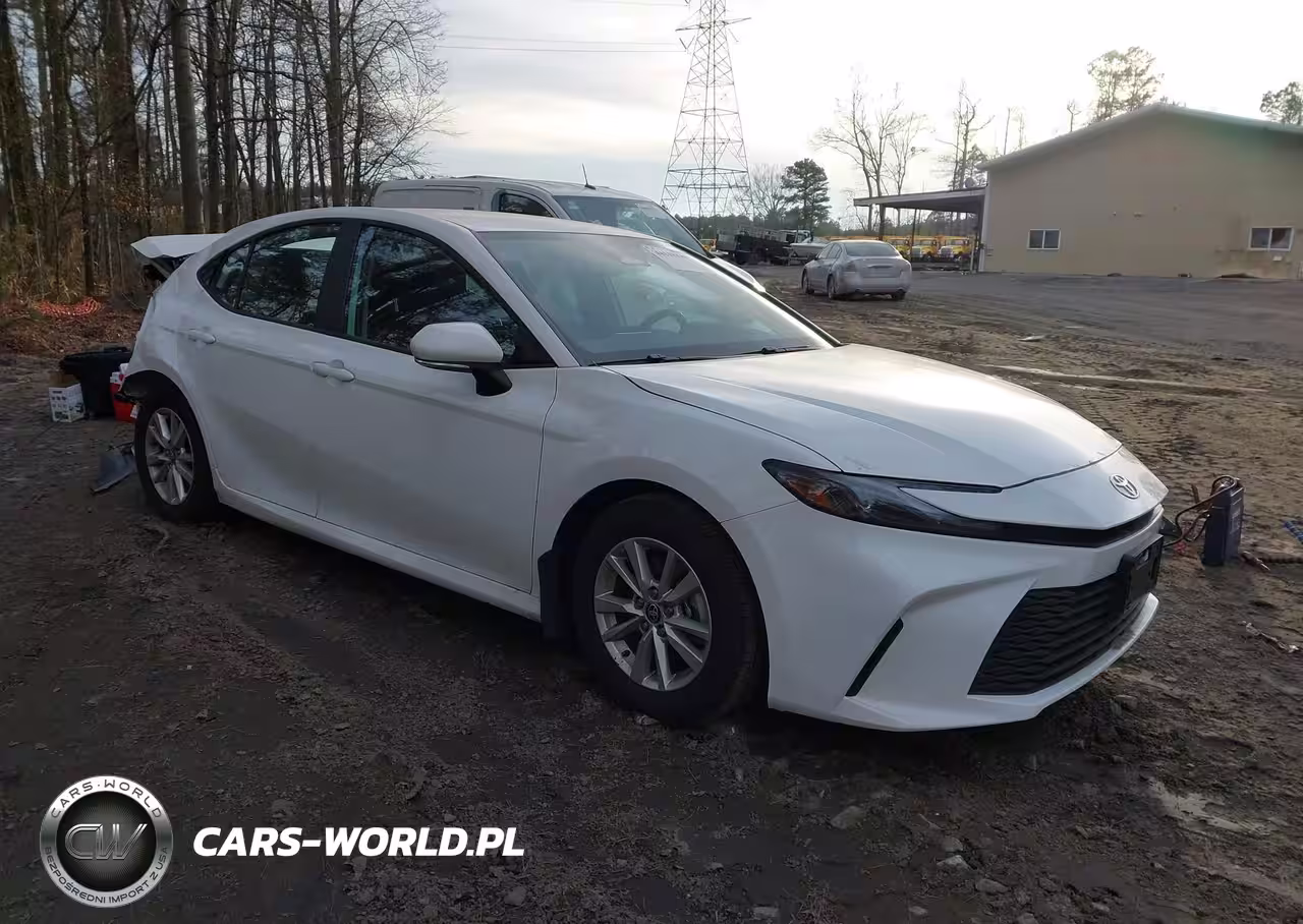2025 Toyota Camry Le