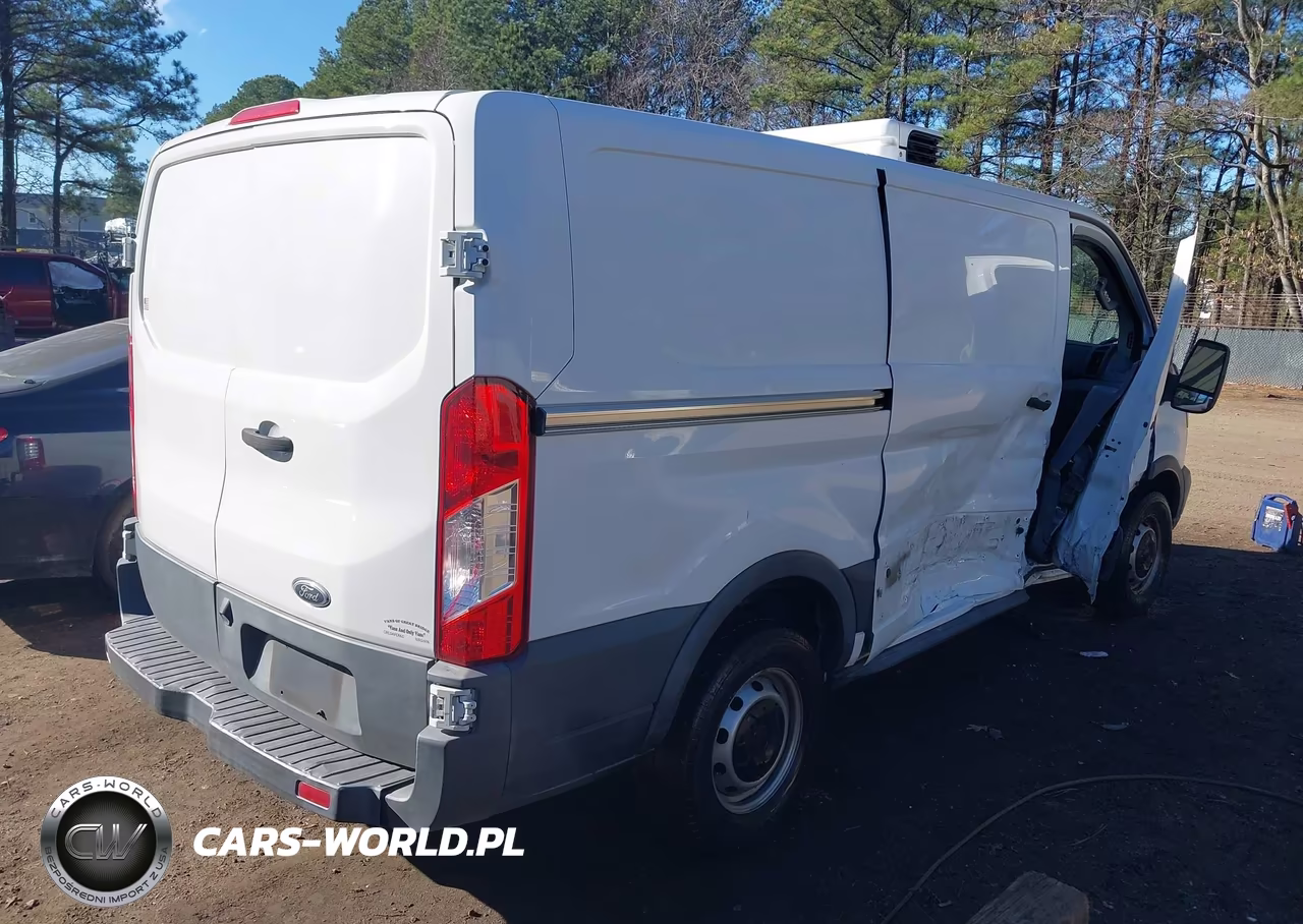 2015 Ford Transit-250 VIN:1FTNR1YM9FKA86124 - 4