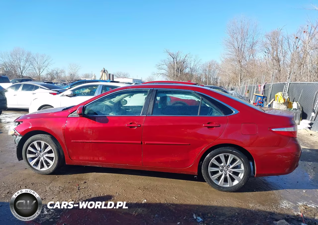 2017 Toyota Camry Xle VIN:4T1BF1FK2HU761747 - 15