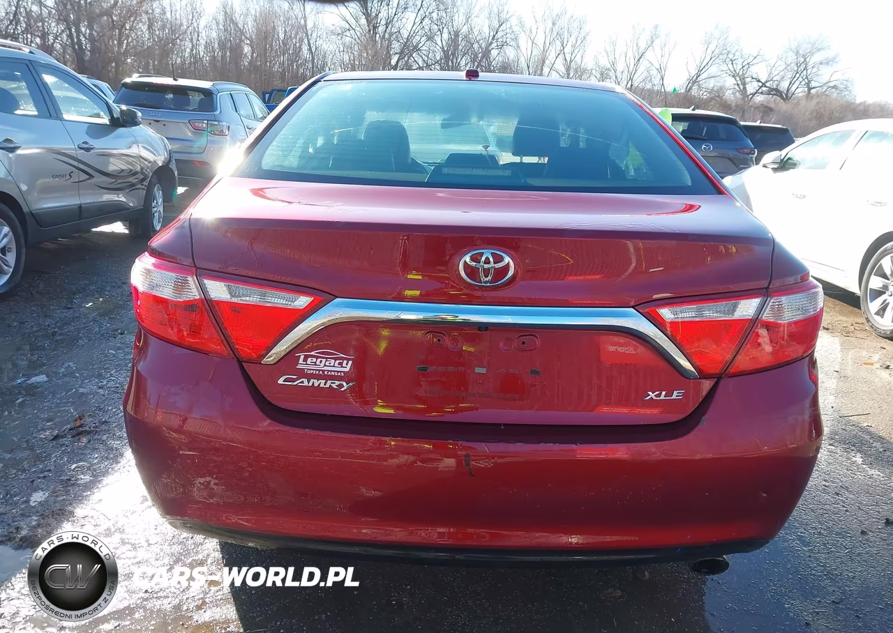 2017 Toyota Camry Xle VIN:4T1BF1FK2HU761747 - 17
