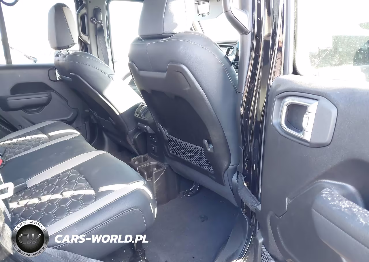 2025 Jeep Wrangler 4-Door Rubicon 4X4 VIN:1C4PJXFG7SW632308 - 8