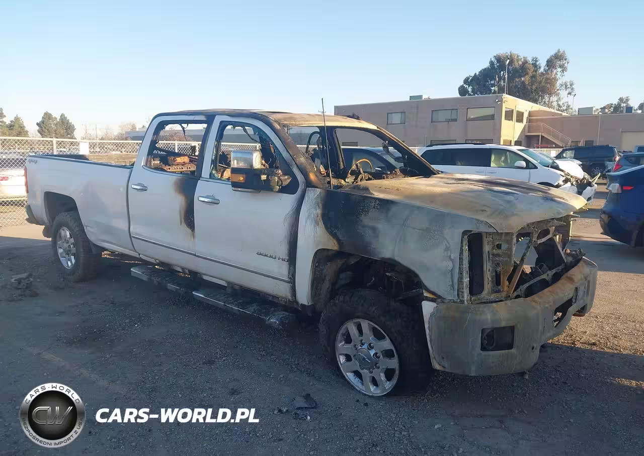 2015 Chevrolet Silverado 3500Hd Ltz