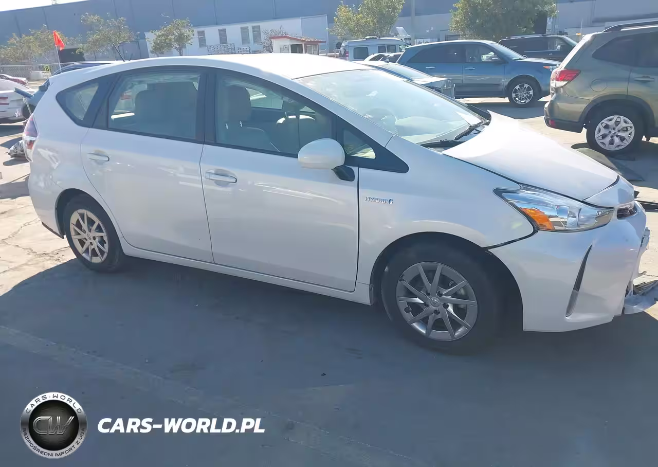 2017 Toyota Prius V Four