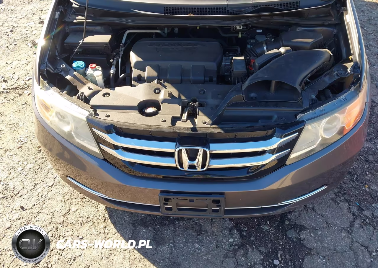 2015 Honda Odyssey Ex-L VIN:5FNRL5H60FB010316 - 10