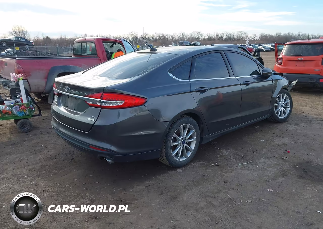 2017 Ford Fusion Se VIN:3FA6P0H78HR220446 - 4