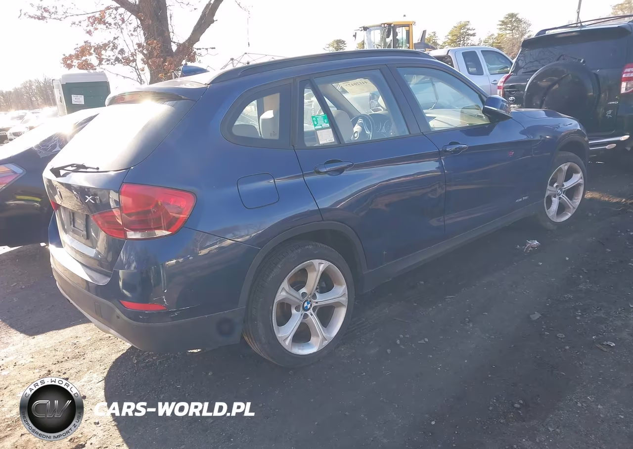 2014 BMW X1 xDrive35I VIN:WBAVM5C57EVV91224 - 4