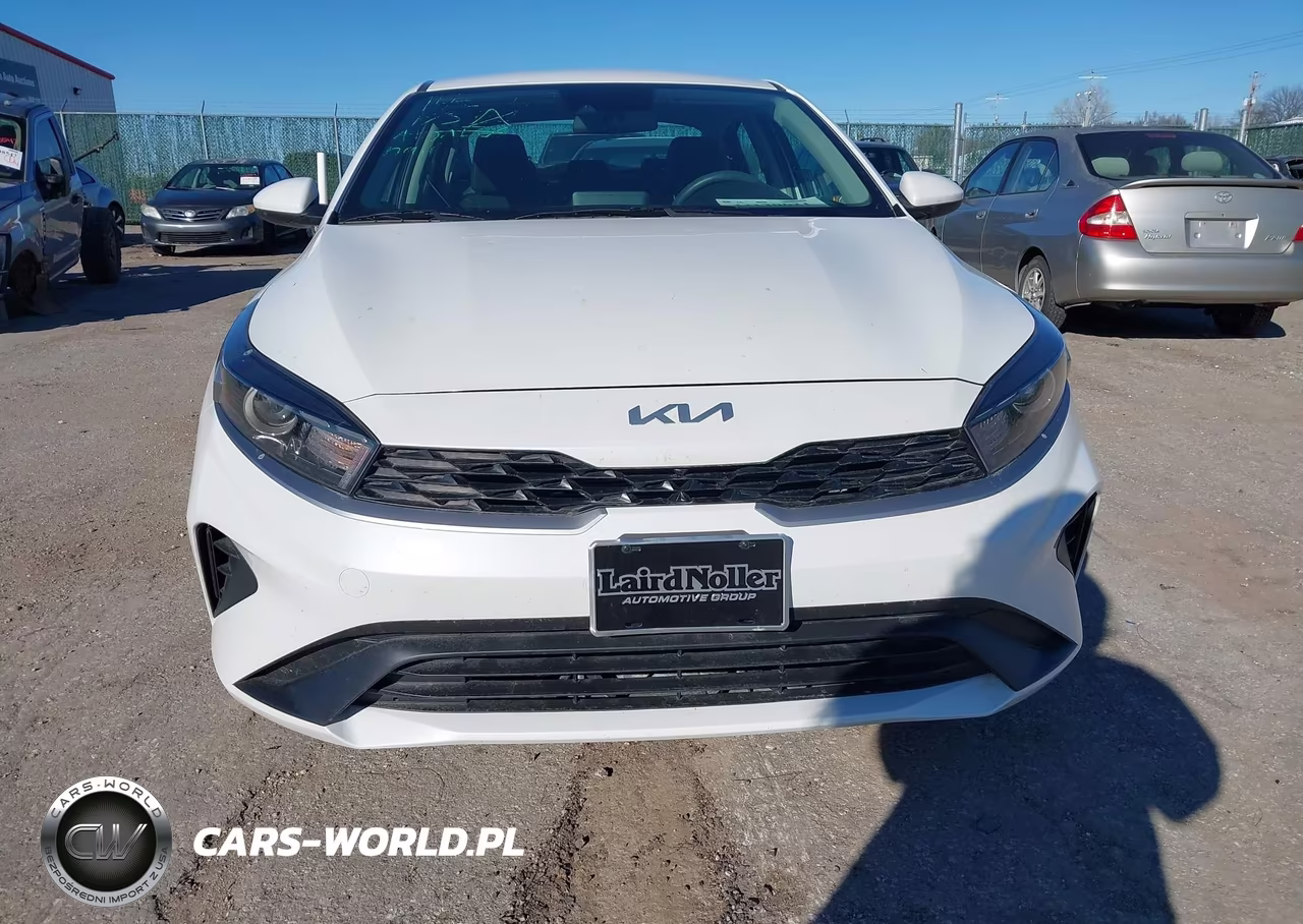 2024 Kia Forte Lxs VIN:3KPF24AD1RE706847 - 12