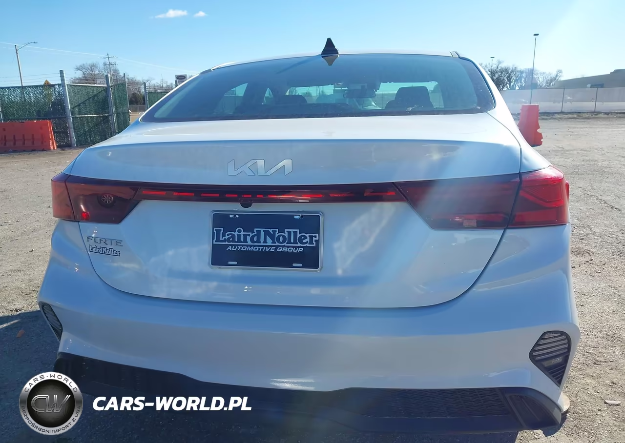 2024 Kia Forte Lxs VIN:3KPF24AD1RE706847 - 16