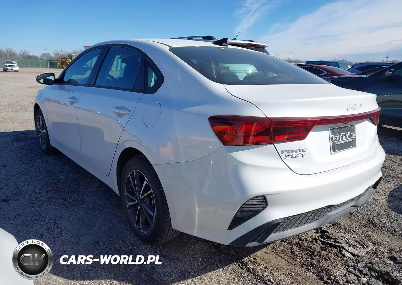 2024 Kia Forte Lxs VIN:3KPF24AD1RE706847 - 3