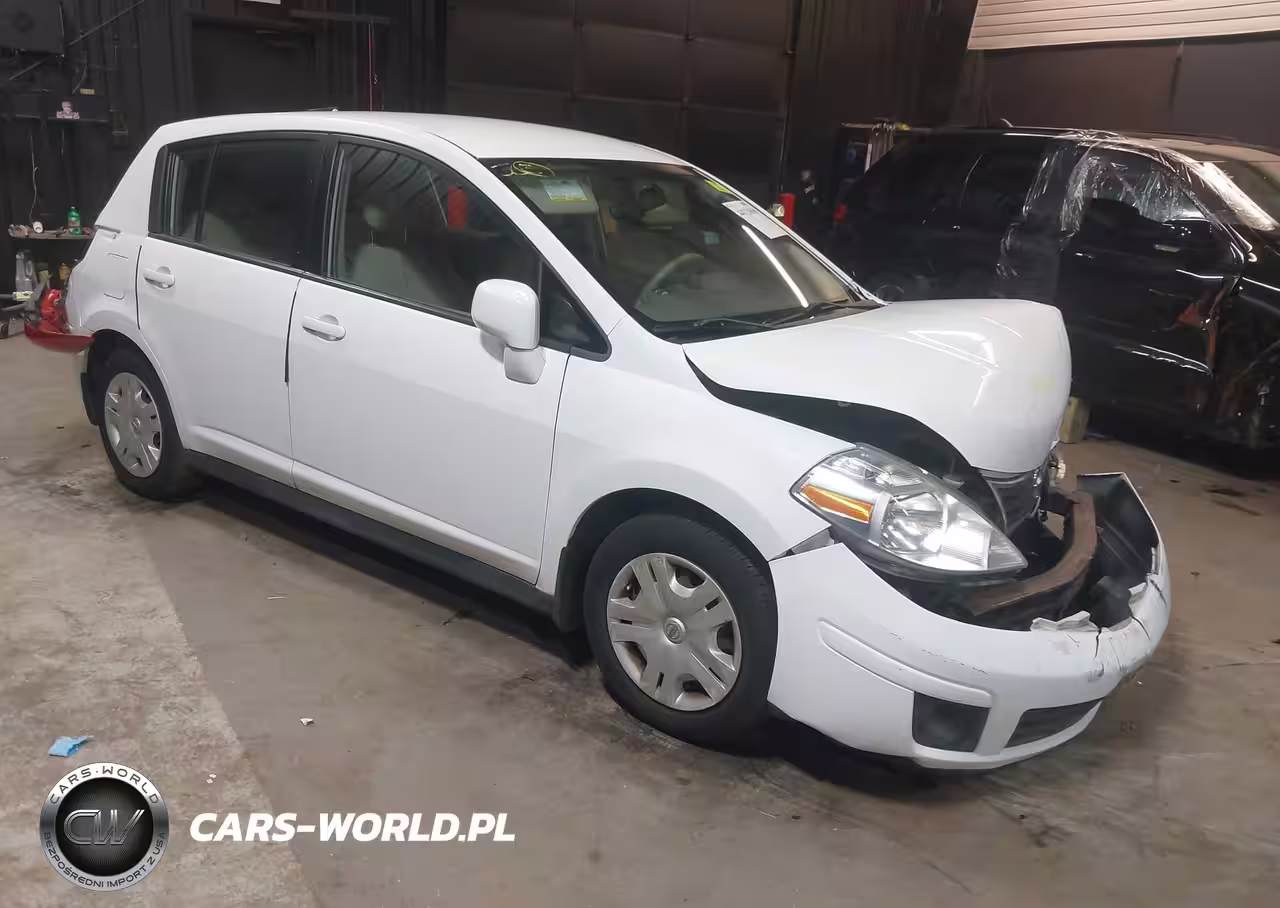 2011 Nissan Versa 1.8S