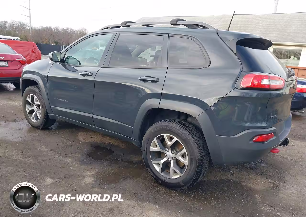 2017 Jeep Cherokee Trailhawk 4X4 VIN:1C4PJMBS0HW614086 - 3