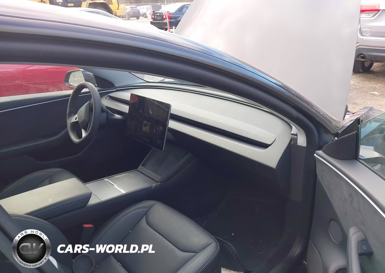 2025 Tesla Model 3 Long Range All-Wheel Drive VIN:5YJ3E1EB0SF982731 - 5
