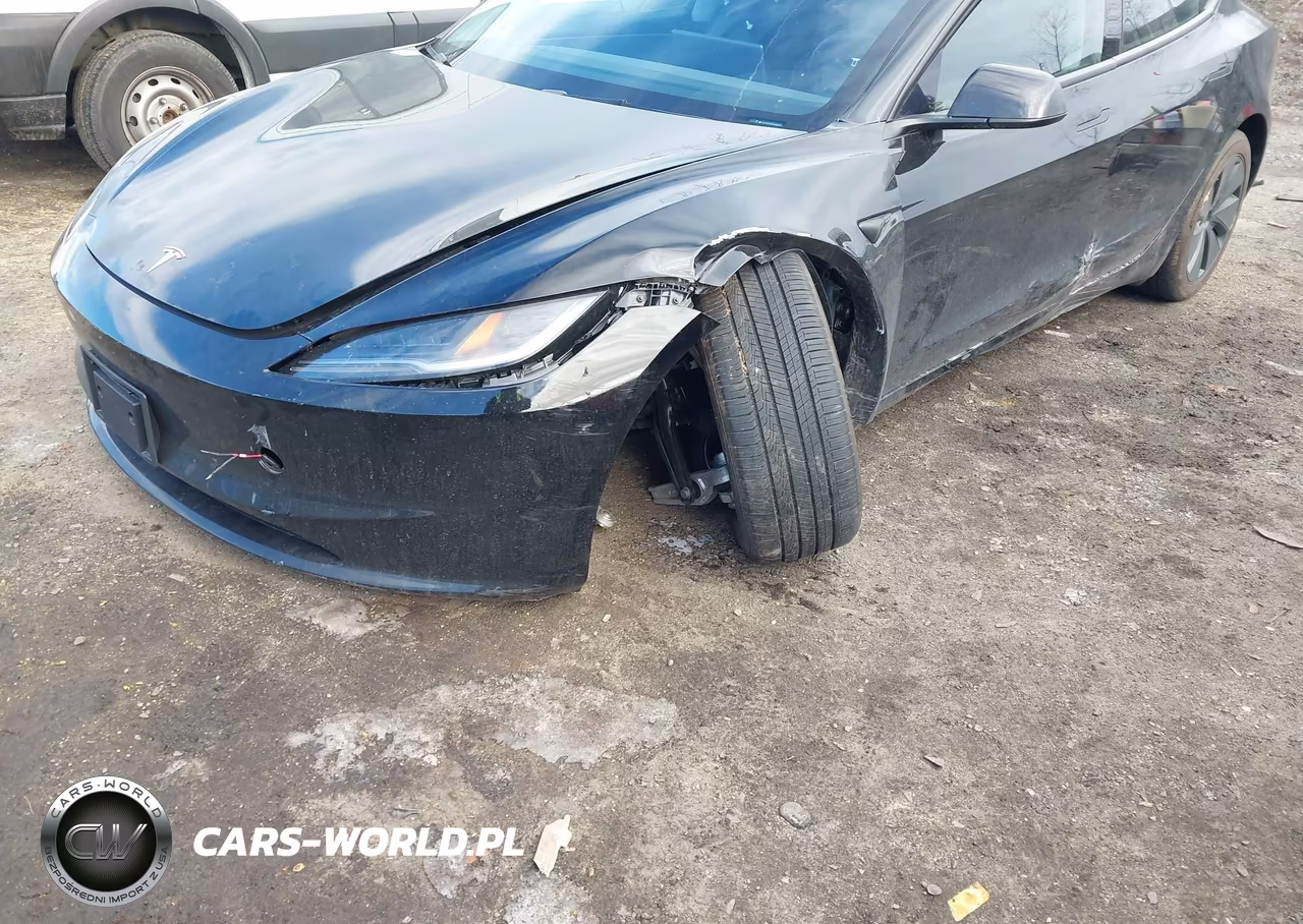 2025 Tesla Model 3 Long Range All-Wheel Drive VIN:5YJ3E1EB0SF982731 - 6