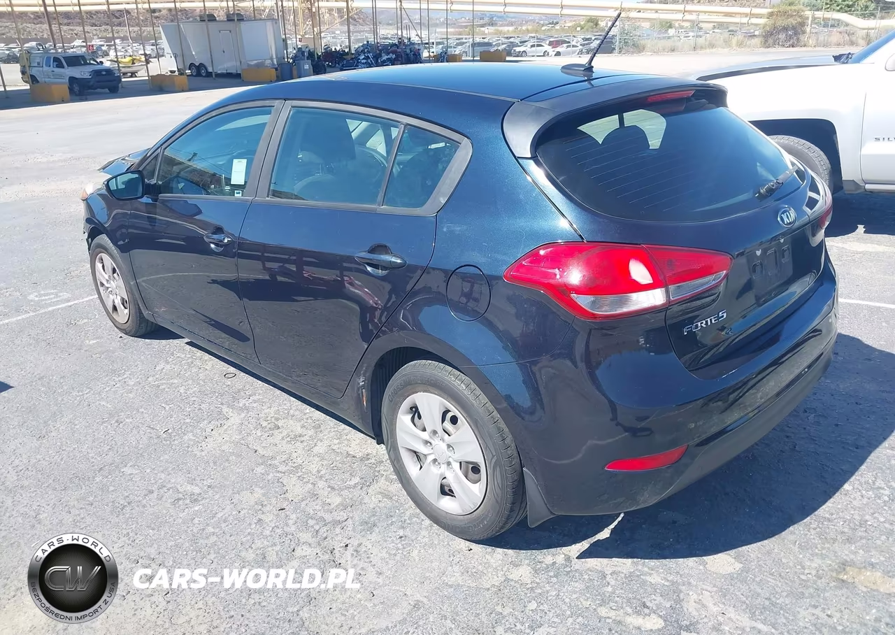 2018 Kia Forte Lx VIN:KNAFK5A82J5773706 - 3