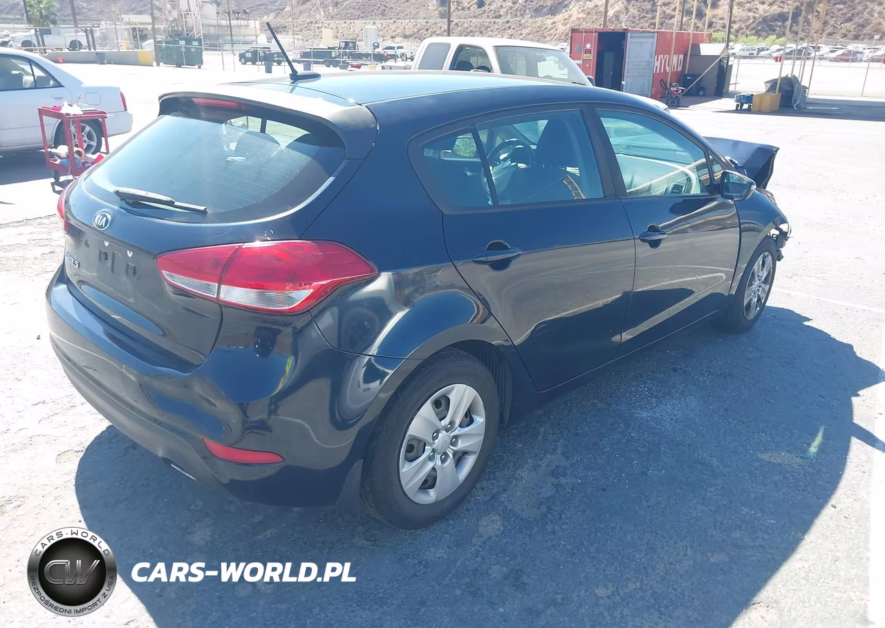 2018 Kia Forte Lx VIN:KNAFK5A82J5773706 - 4