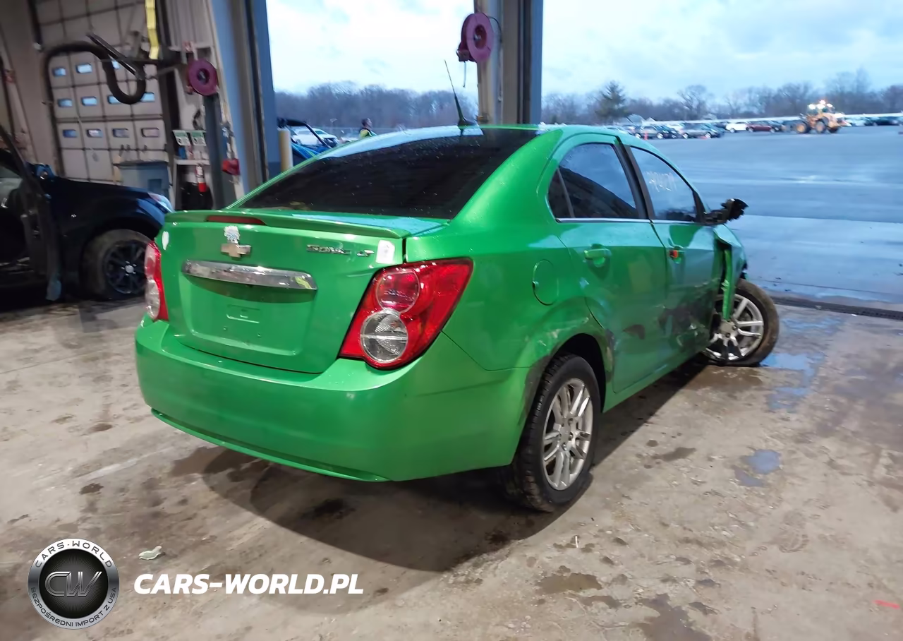 2014 Chevrolet Sonic Lt Auto VIN:1G1JC5SH4E4216115 - 4