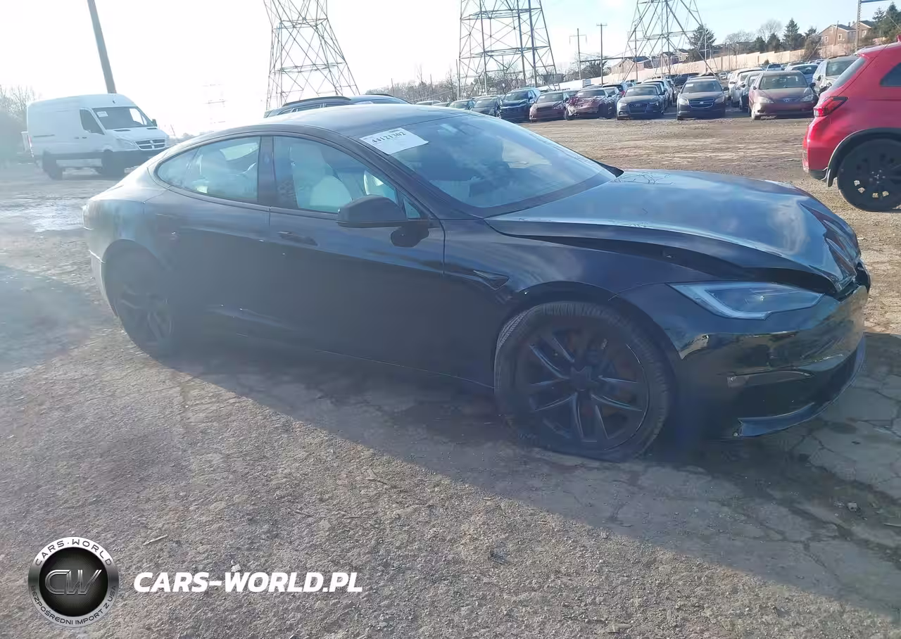 2025 Tesla Model S Rear-Wheel Drive