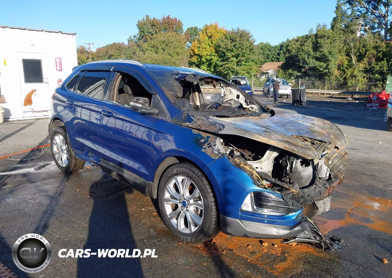 2020 Ford Edge Titanium
