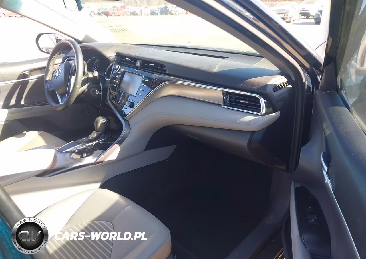 2018 Toyota Camry Se VIN:4T1B11HK2JU663979 - 5