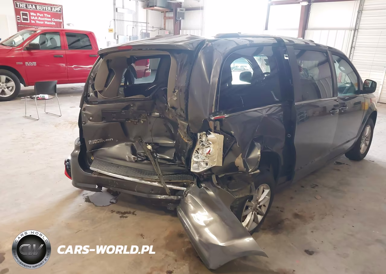 2018 Dodge Grand Caravan Sxt VIN:2C4RDGCG5JR215524 - 6
