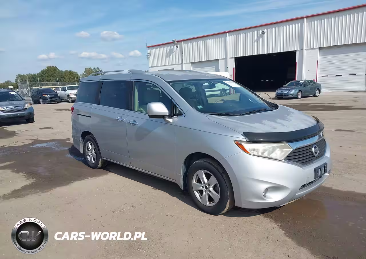 2014 Nissan Quest Sv