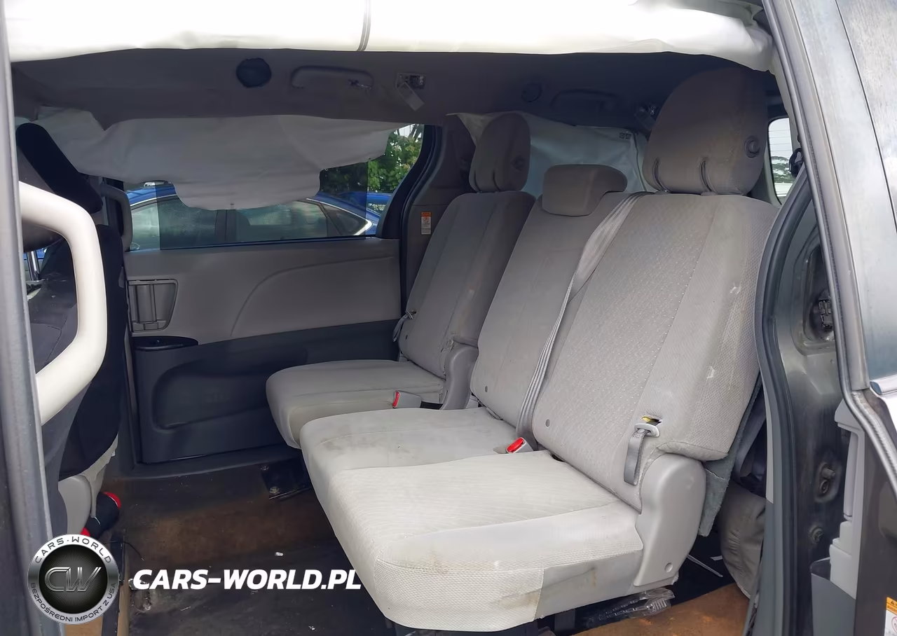 2019 Toyota Sienna Le 8 Passenger VIN:5TDKZ3DC3KS990324 - 8