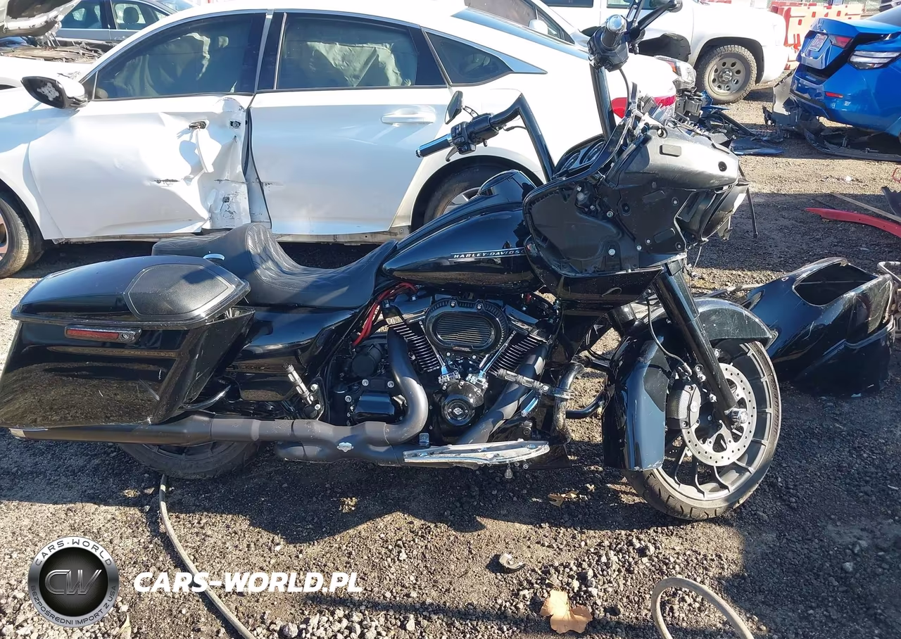2018 Harley-Davidson Fltrxs Road Glide Special VIN:1HD1KTC39JB619044 - 12