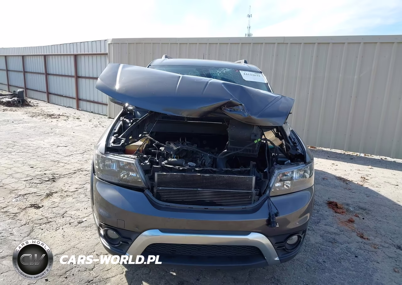 2020 Dodge Journey Crossroad VIN:3C4PDCGB4LT206585 - 11